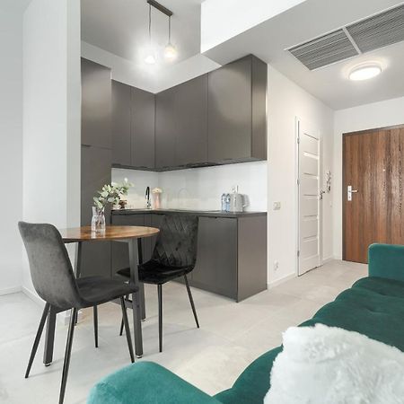 Apartament Hanza Tower III - Unique Apartments ชเตชชิน ภายนอก รูปภาพ