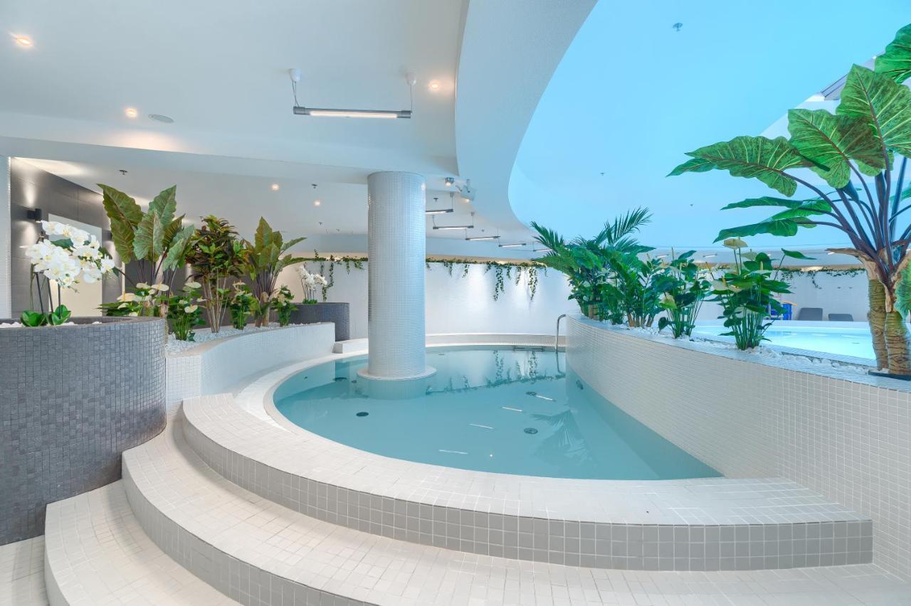 Apartament Hanza Tower III - Unique Apartments ชเตชชิน ภายนอก รูปภาพ